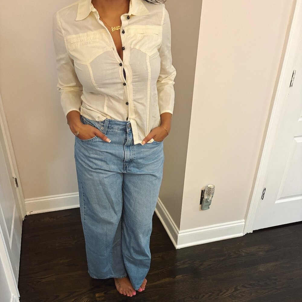 Vintage Women's White Long Sleeve Button Down Top